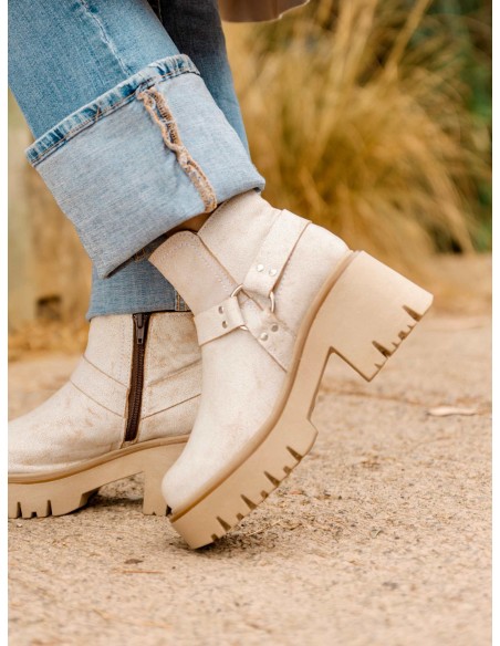 Penelope Craquelado White