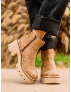 Serena Camel 2