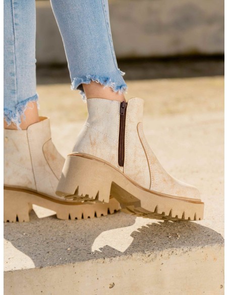 Serena Craquelado White